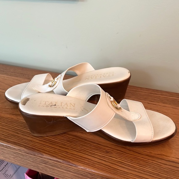 Italian Shoemakers Shoes White Wedge White Sandals Poshmark